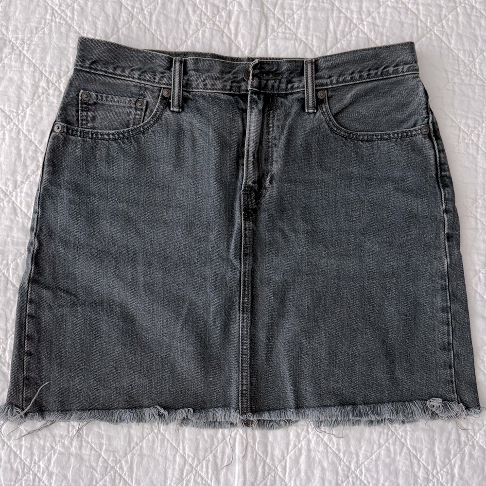 Levi’s Gray Denim Mini Pencil Skirt